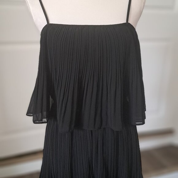 EXLURA Romper Spaghetti Strap Pleated Short Jumpsuit Outfit Large NWT - Picture 2 of 11